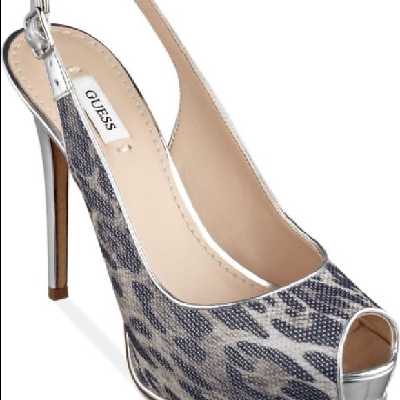 Guess Shoes - Guess Huela Leopard Silver Heels 10M